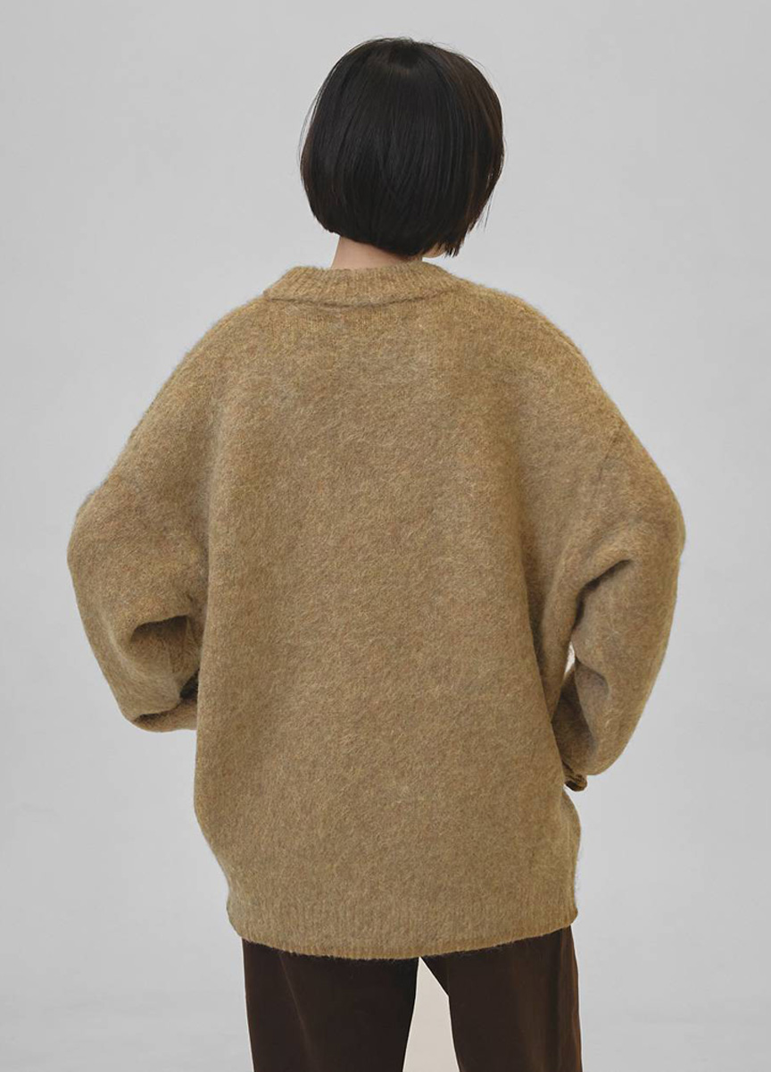 刷毛圓領長版毛衣